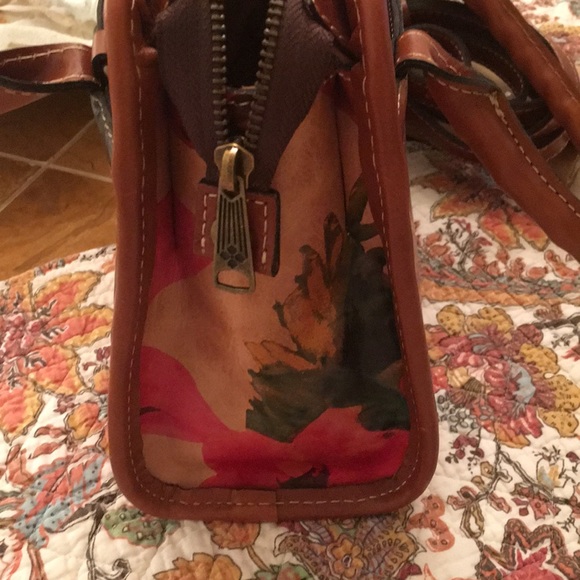 Patricia Nash Handbag - Picture 5 of 8